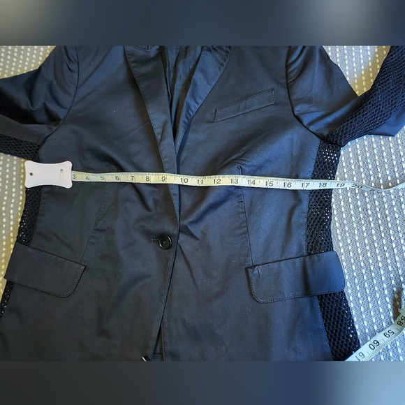 Akris Punto Vented Blazer - Picture 8 of 9